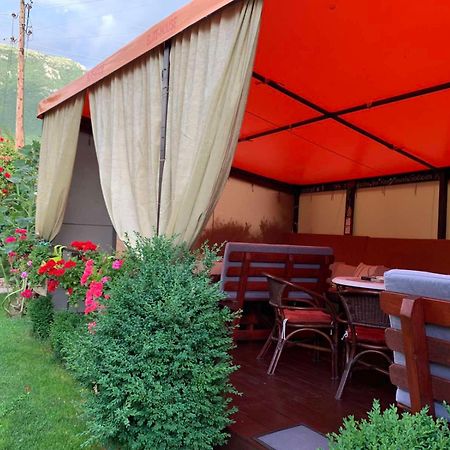ホテル Yard House Trpejca オフリド エクステリア 写真